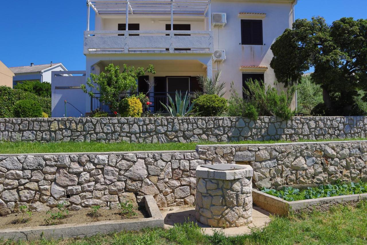 Apartmani Nana Mija Pag Town Exterior foto